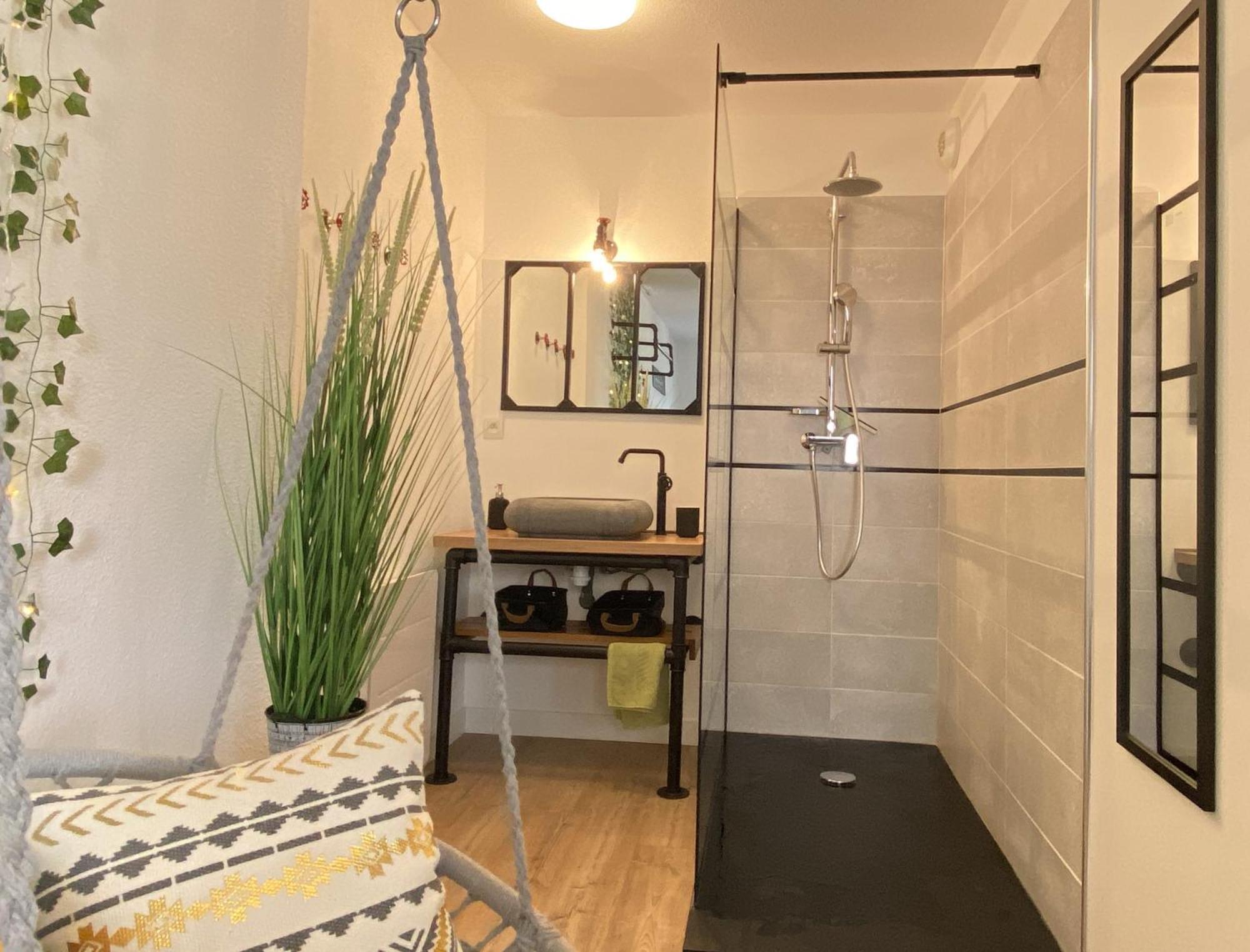 L Escapade Lourdaise Balcon Parking Wifi Apartment