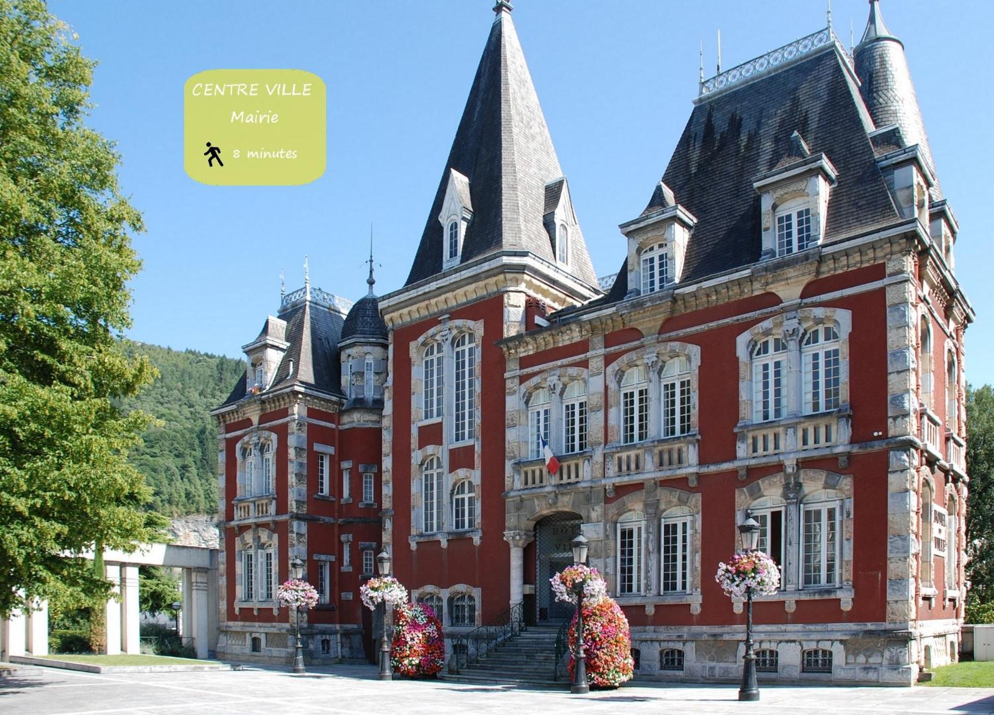 Apartment L Escapade Lourdaise Balcon Parking Wifi Lourdes