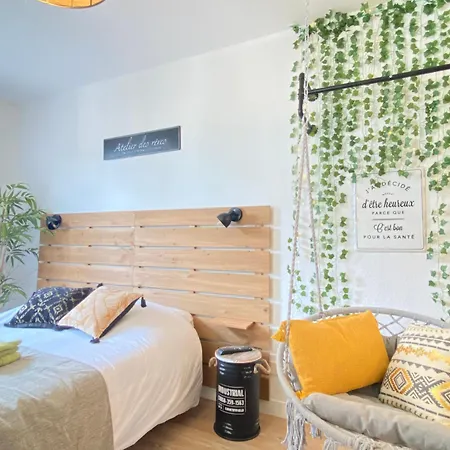 L Escapade Lourdaise Balcon Parking Wifi ville Lourdes Extérieur photo